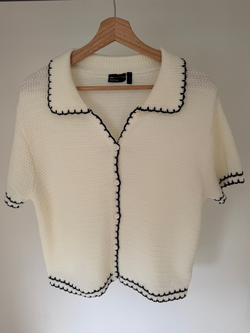 ASOS Cream Short-Sleeve Knit Cardigan with Black Trim Medium
